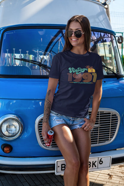 Retro Beach 30th Birthday Top For Her - Women born in 1991 - Vintage 1991 shirt, Aged To Perfection, Palm Tree T-shirt Gift  PALM-1991