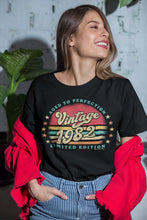 Retro Sunset 40th Birthday Shirt For Her - Women born in 1982 - Vintage 1982 Aged To Perfection Limited Edition T-shirt Gift idea  SUN-1982