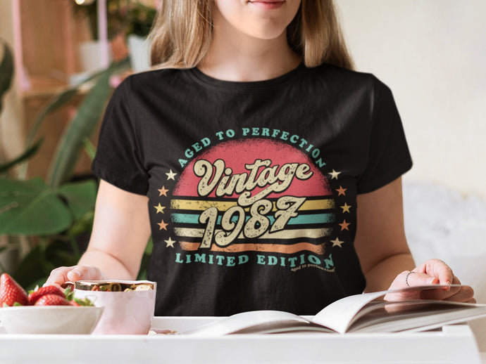 Retro Sunset 36th Birthday Shirt For Her - Women born in 1987 - Vintage 1987 Aged To Perfection Limited Edition T-shirt Gift idea  SUN-1987