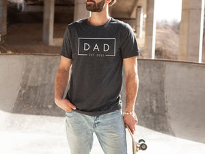Dad Est 2022 T-Shirt, Dad Est 2023 Shirt, T-Shirts For New Father, DADA Fathers Day Gifts, Birthday Gifts For Daddy, Cute Bday Tee DE-2022